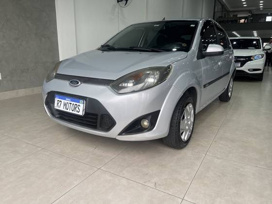FORD FIESTA 1.0 ROCAM HATCH 8V FLEX 4P MANUAL FORD FIESTA 1.0 ROCAM HATCH 8V FLEX 4P MANUAL